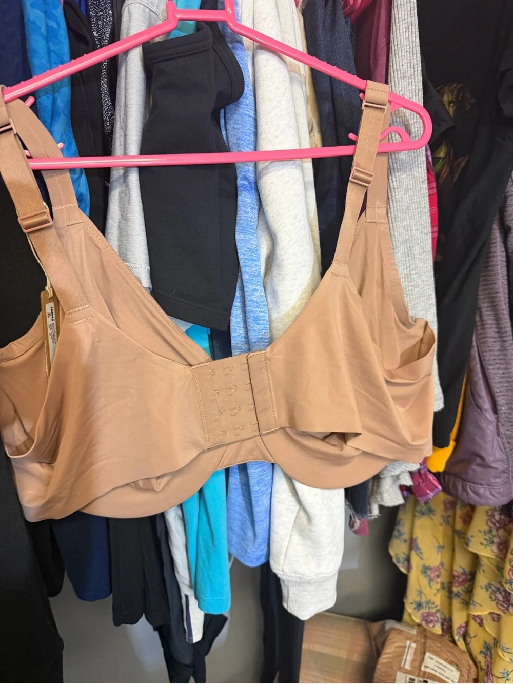 SKIMS Bra - Picture 3 of 3